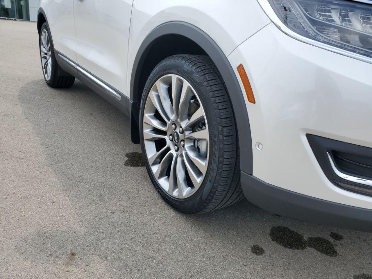 2016 Lincoln MKX Reserve-3