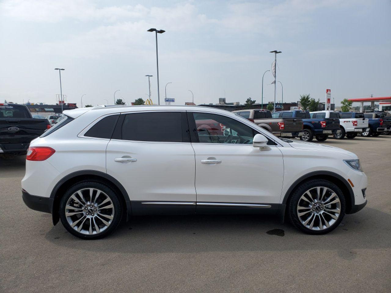 2016 Lincoln MKX Reserve-4