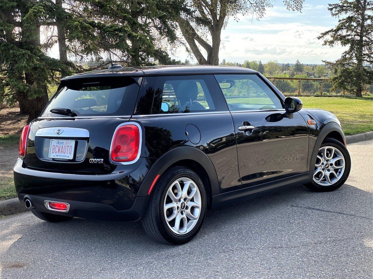 2016 MINI Cooper Base-3