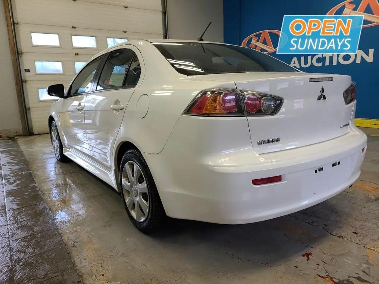 2016 Mitsubishi Lancer ES-2