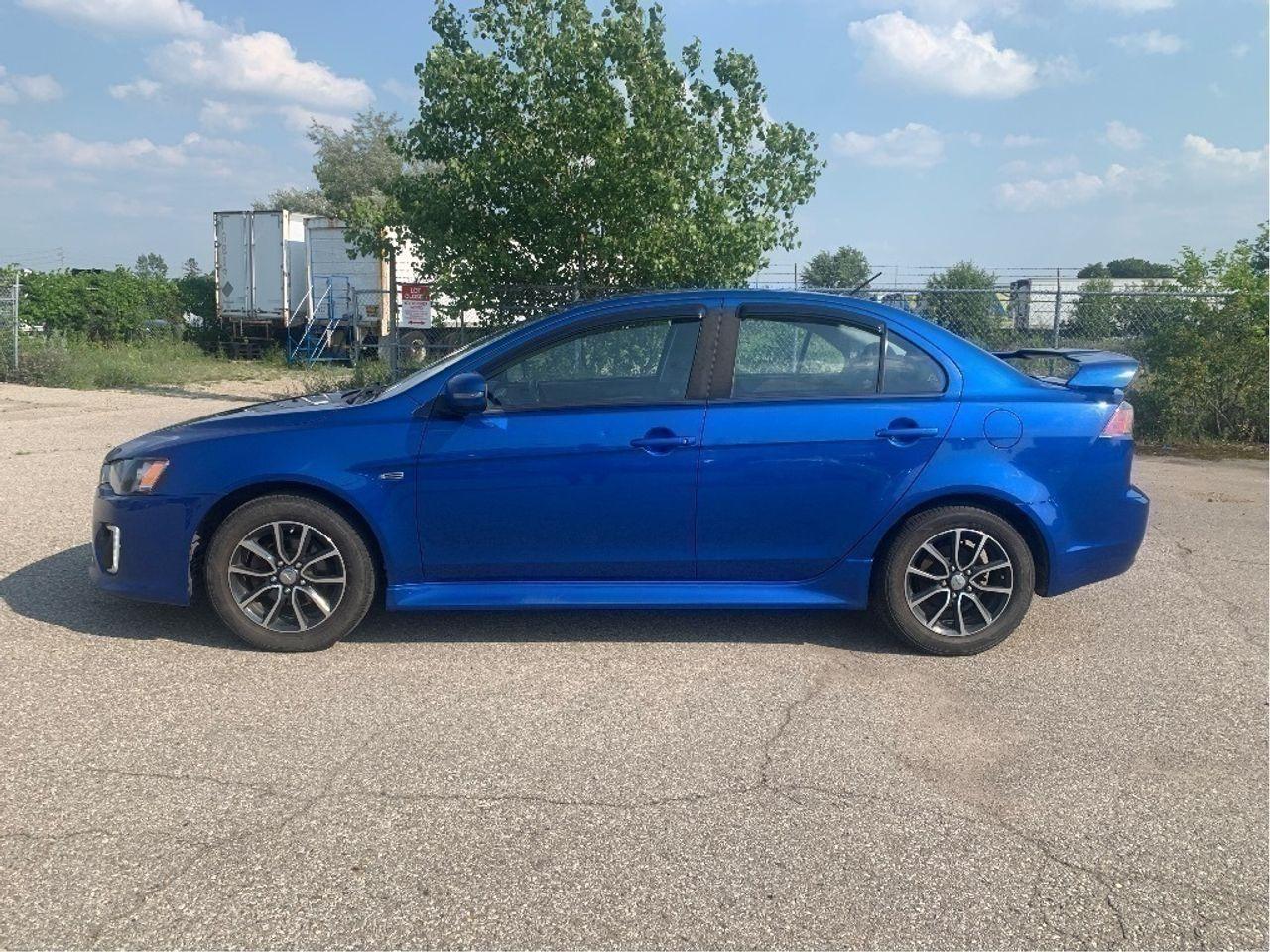 2016 Mitsubishi Lancer ES-2
