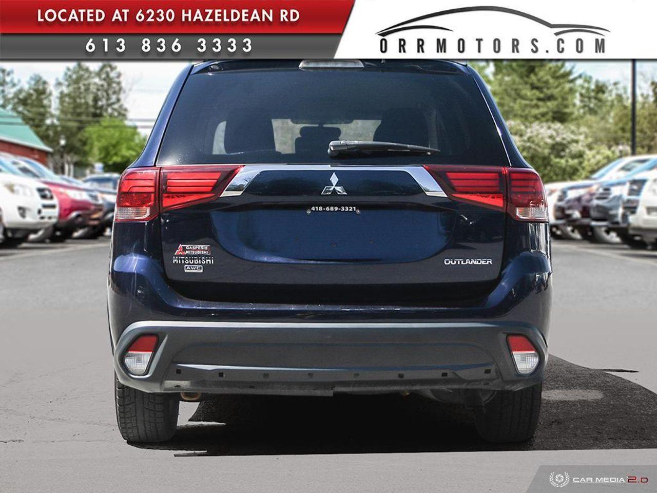 2016 Mitsubishi Outlander SE-4