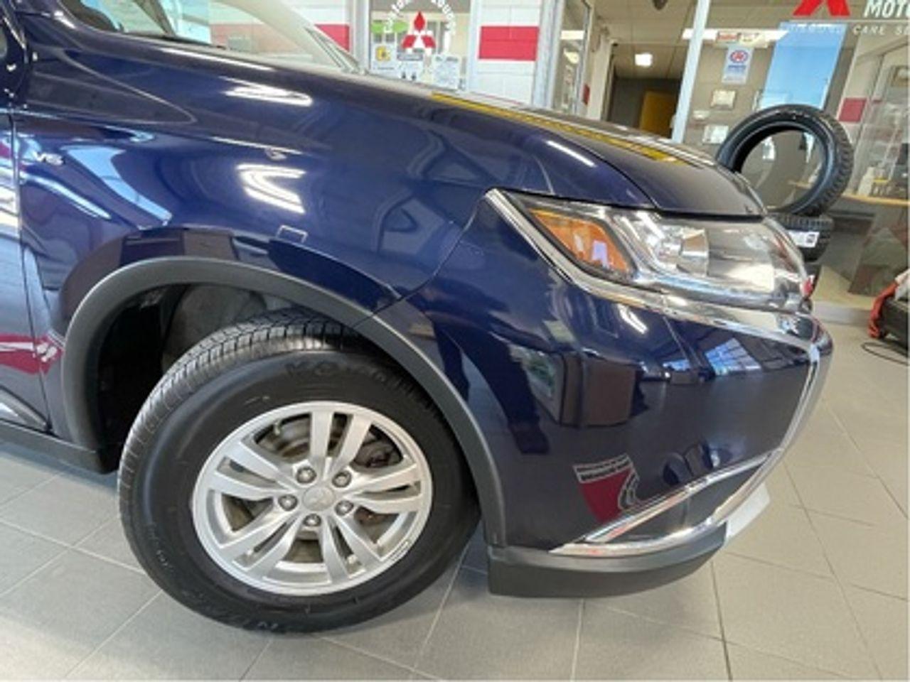 2016 Mitsubishi Outlander SE-3