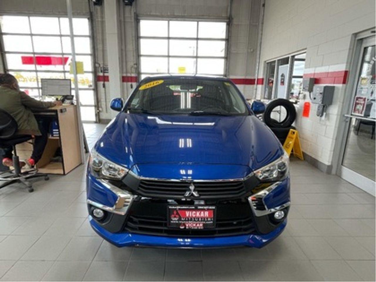 2016 Mitsubishi RVR SE 4WD-2
