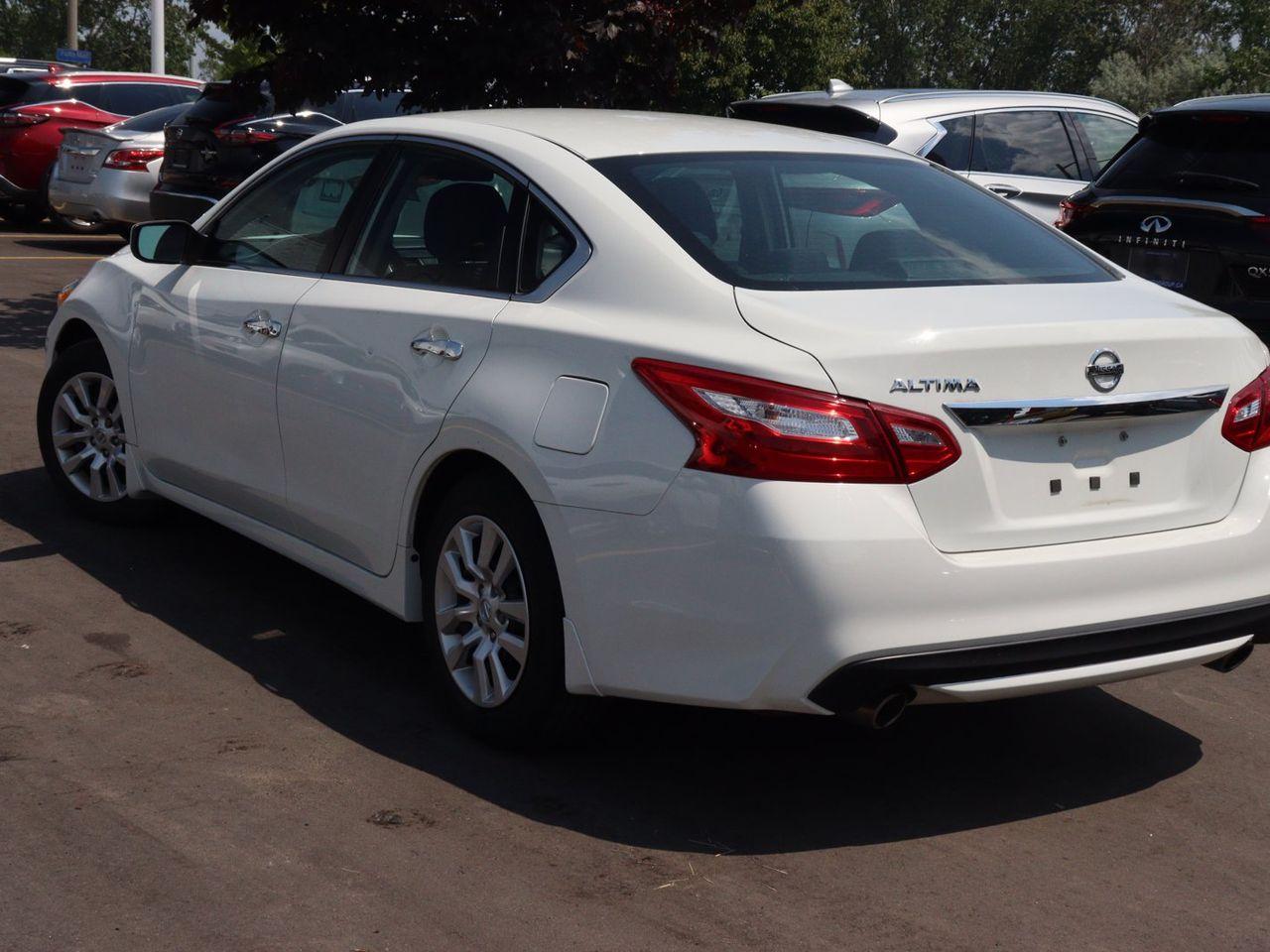 2016 Nissan Altima 2.5-3