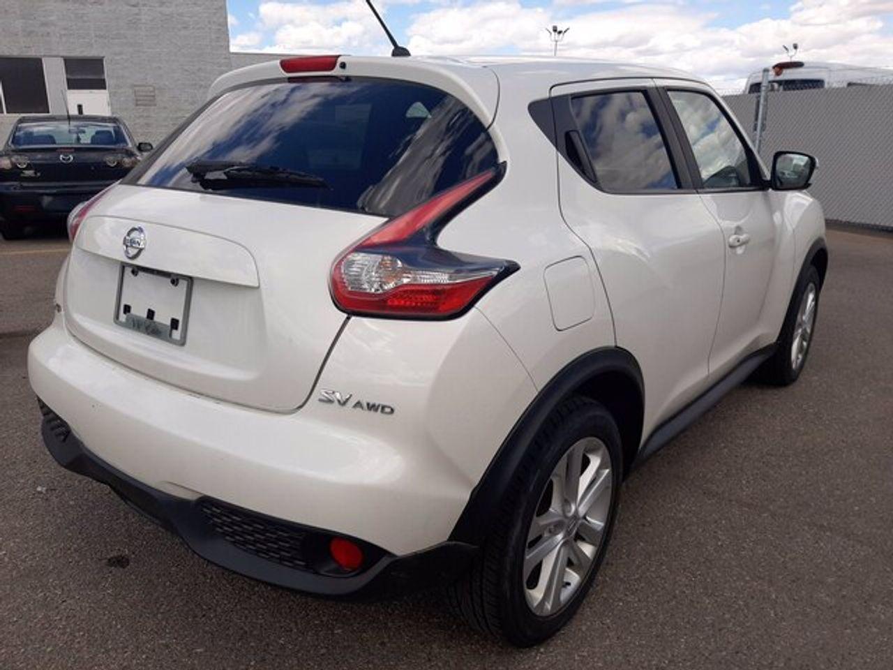 2016 Nissan Juke S-4
