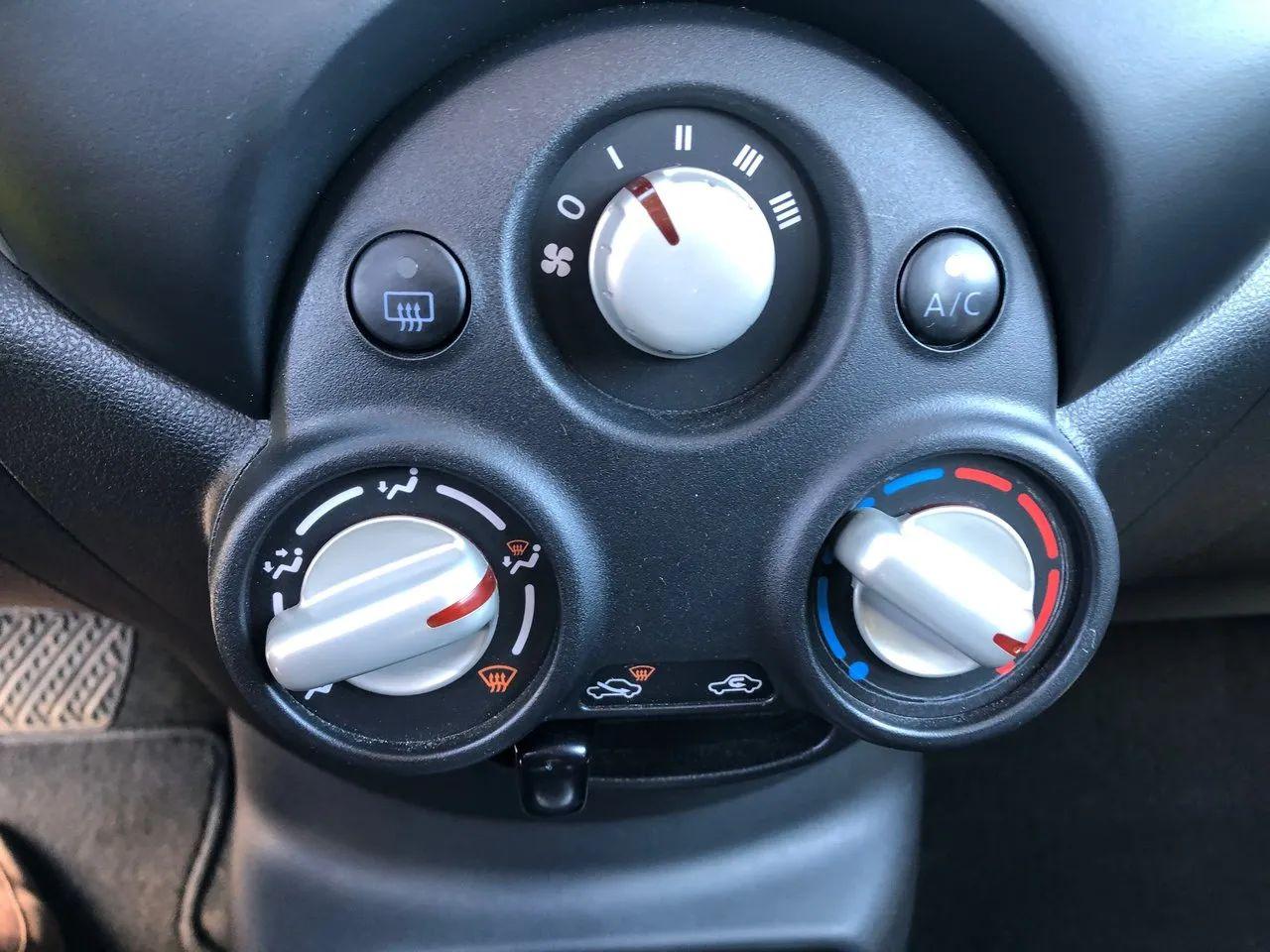 2016 Nissan Micra Base-3