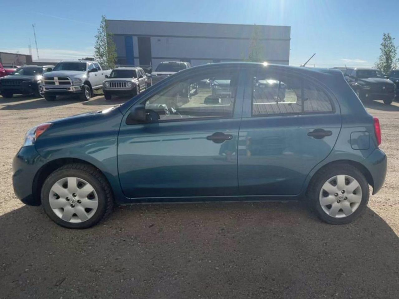 2016 Nissan Micra Base-4