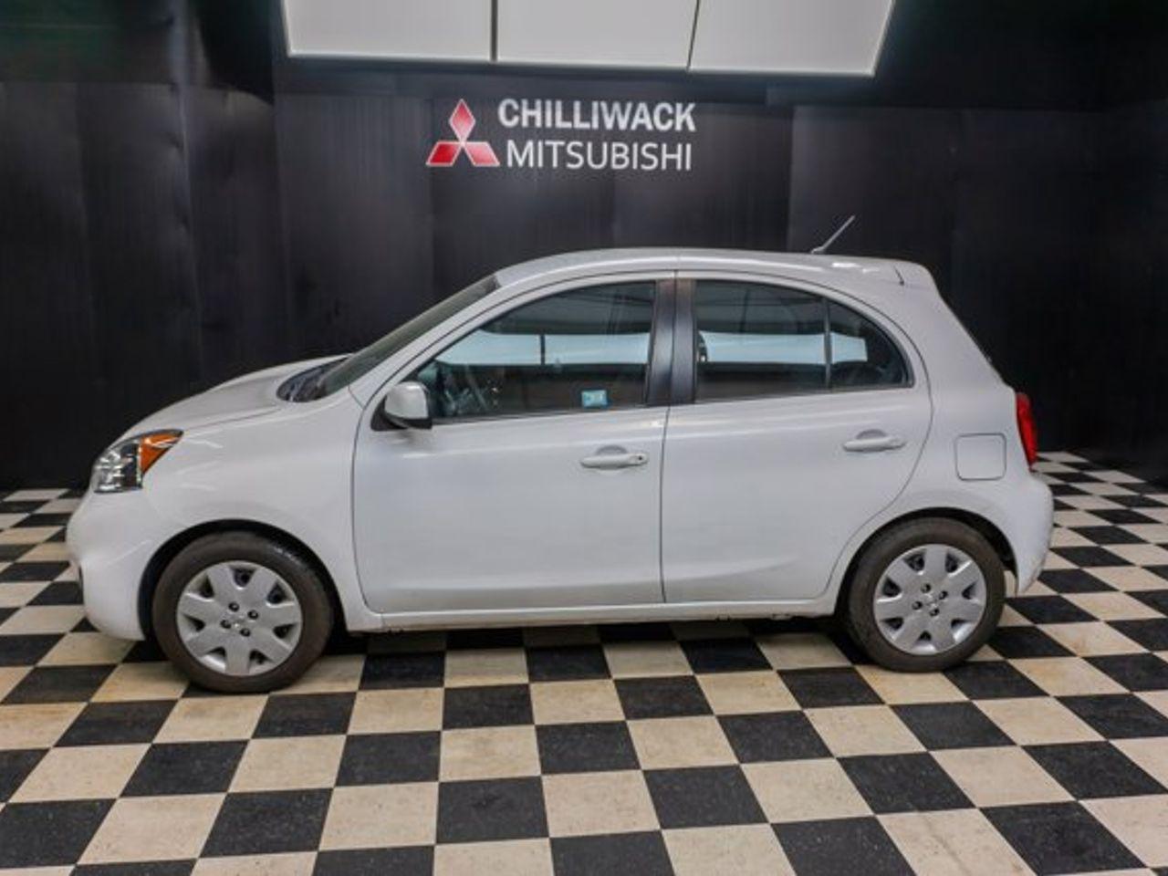2016 Nissan Micra Base-2