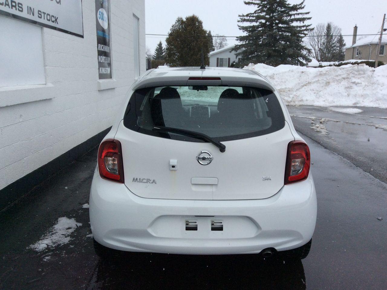 2016 Nissan Micra Base-3