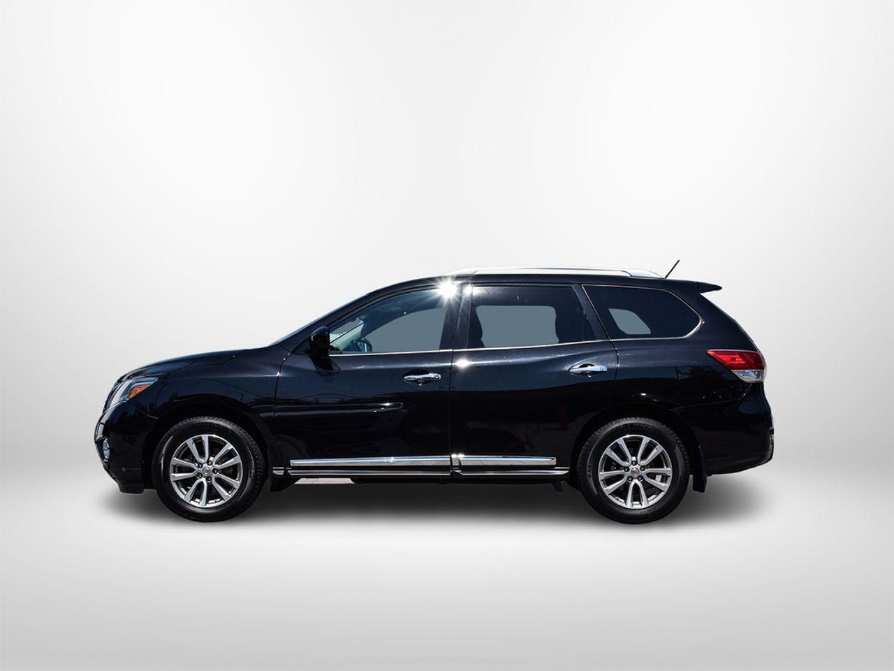 2016 Nissan Pathfinder S-2