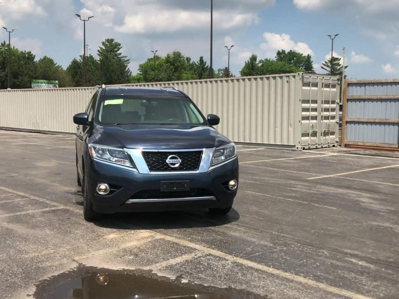 2016 Nissan Pathfinder S-2