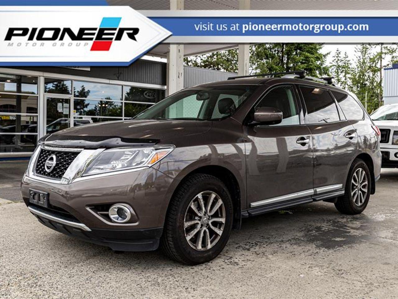 2016 Nissan Pathfinder S-0