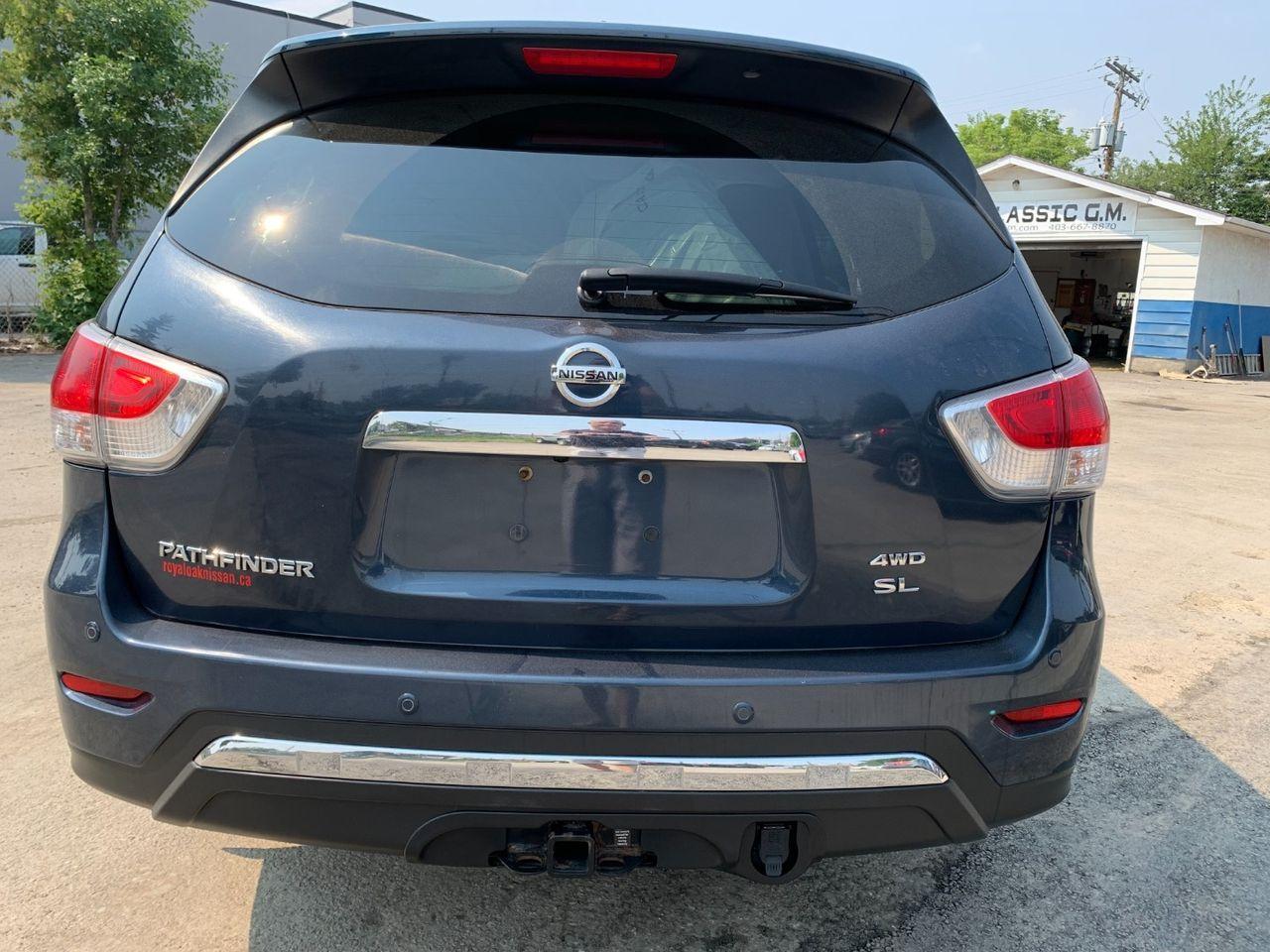 2016 Nissan Pathfinder SL-4