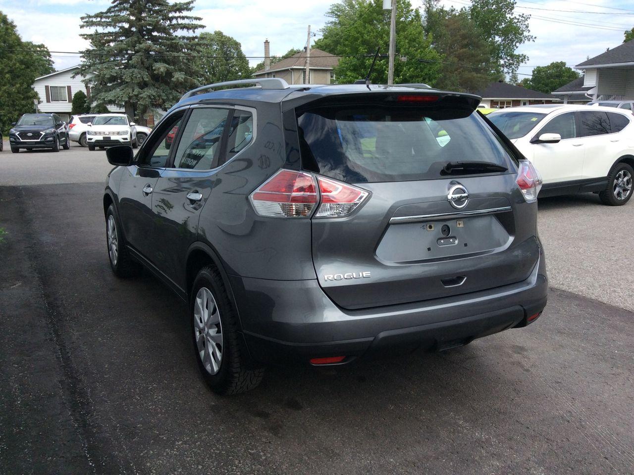 2016 Nissan Rogue SL-4