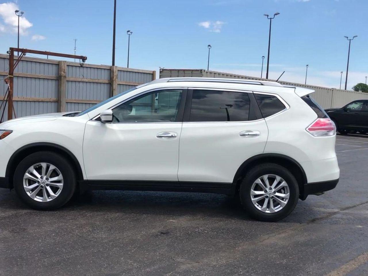 2016 Nissan Rogue SL-4