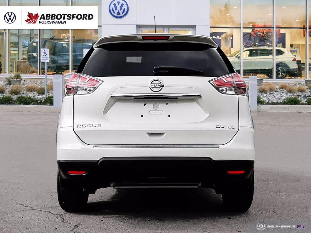 2016 Nissan Rogue SV-4