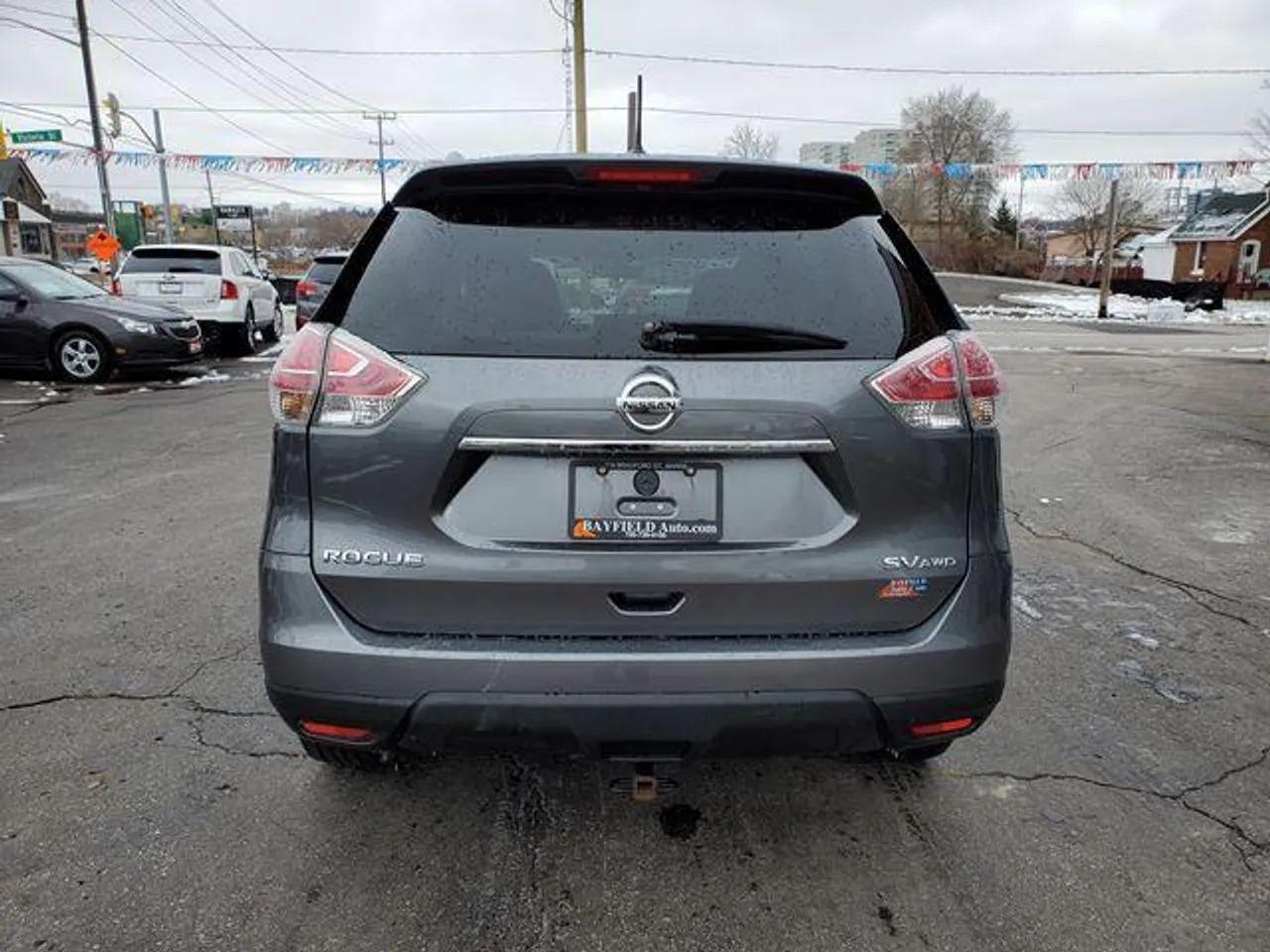 2016 Nissan Rogue SV-4