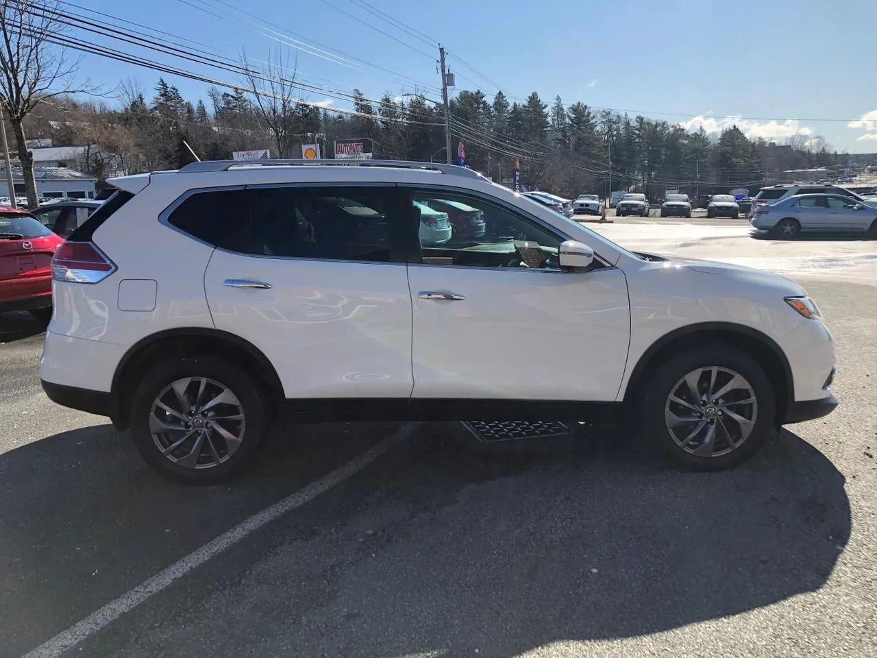 2016 Nissan Rogue SV-3