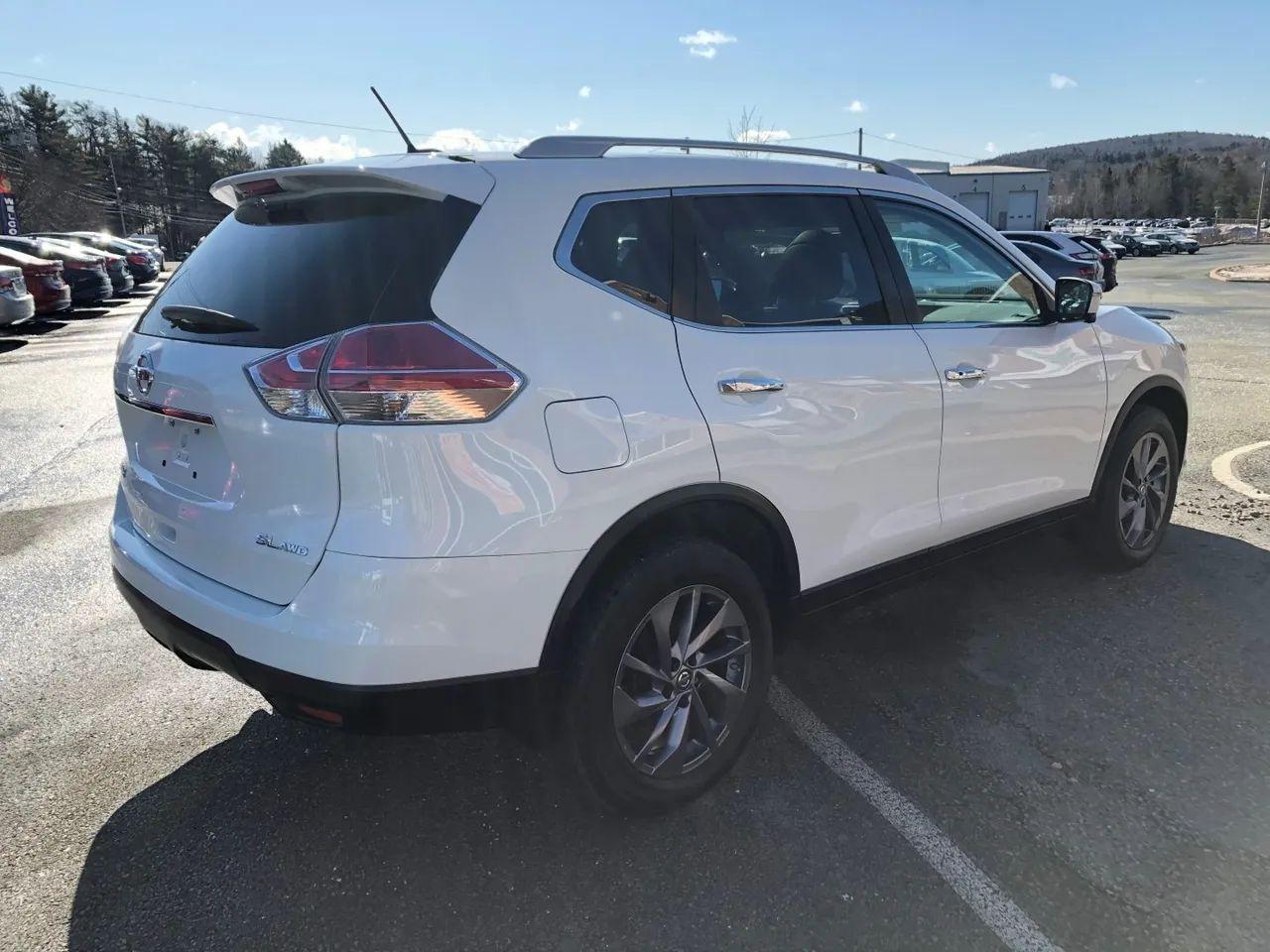 2016 Nissan Rogue SV-4