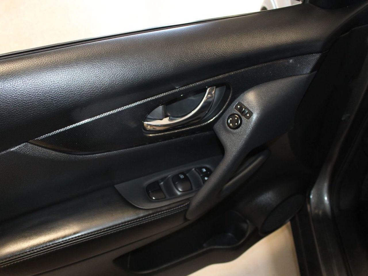 2016 Nissan Rogue SV-2