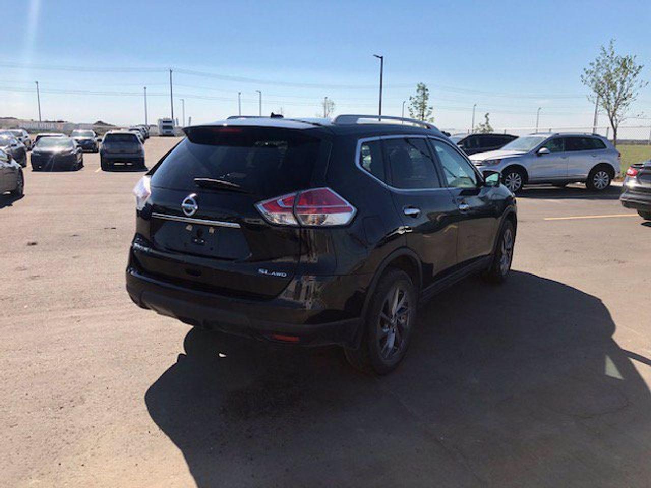 2016 Nissan Rogue SV-4