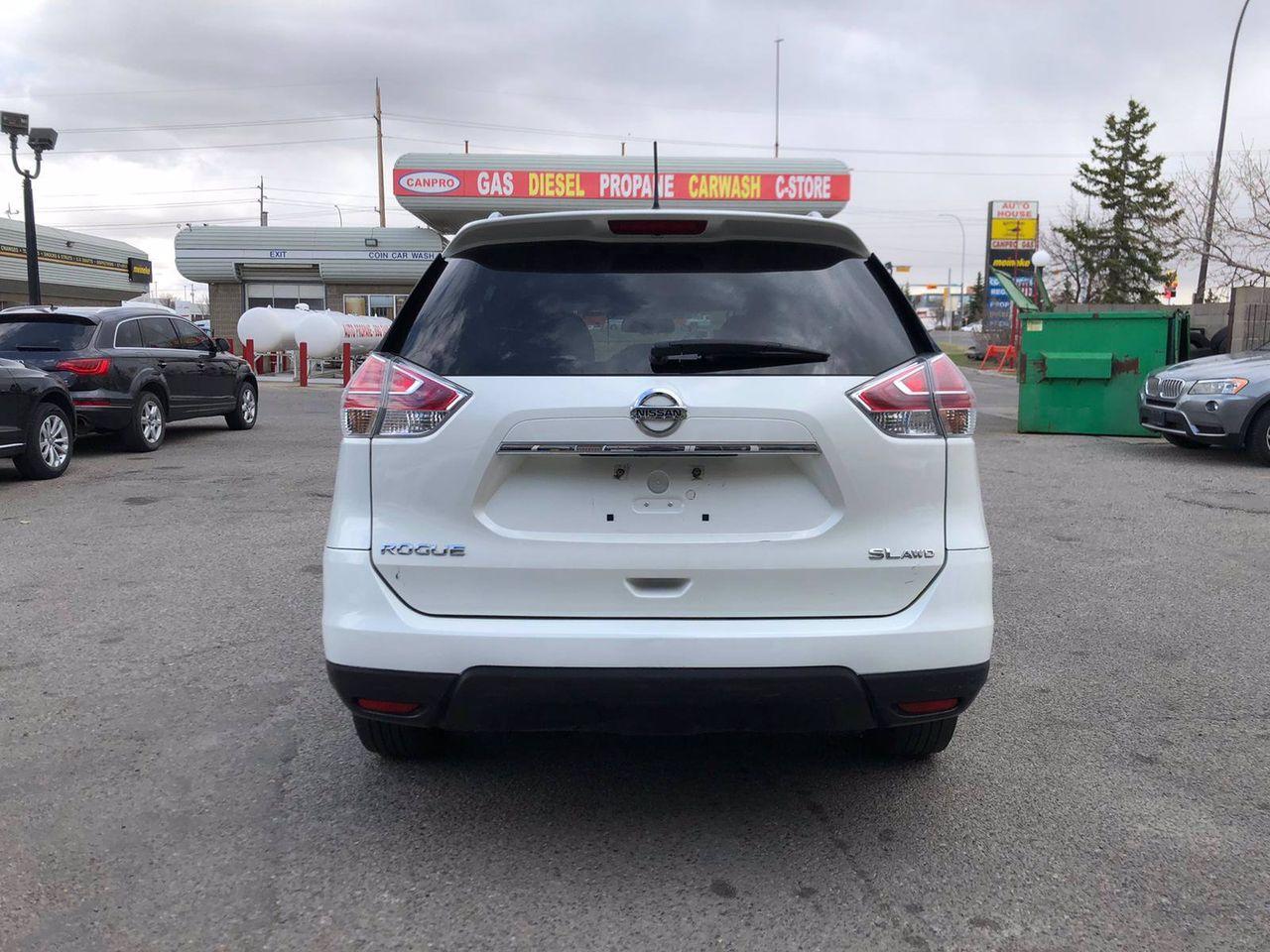 2016 Nissan Rogue SV-4