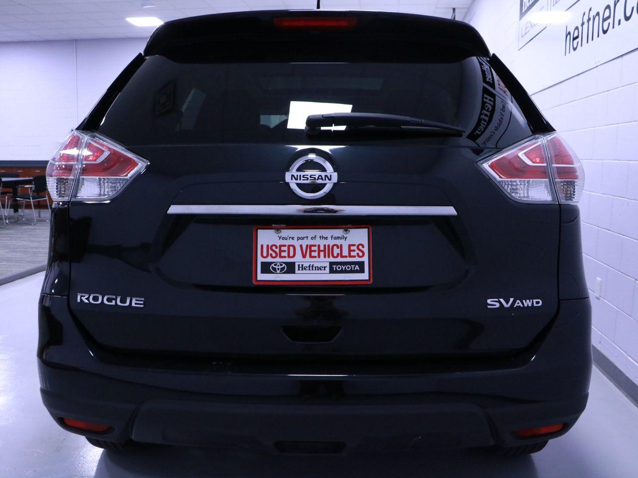 2016 Nissan Rogue SV-3