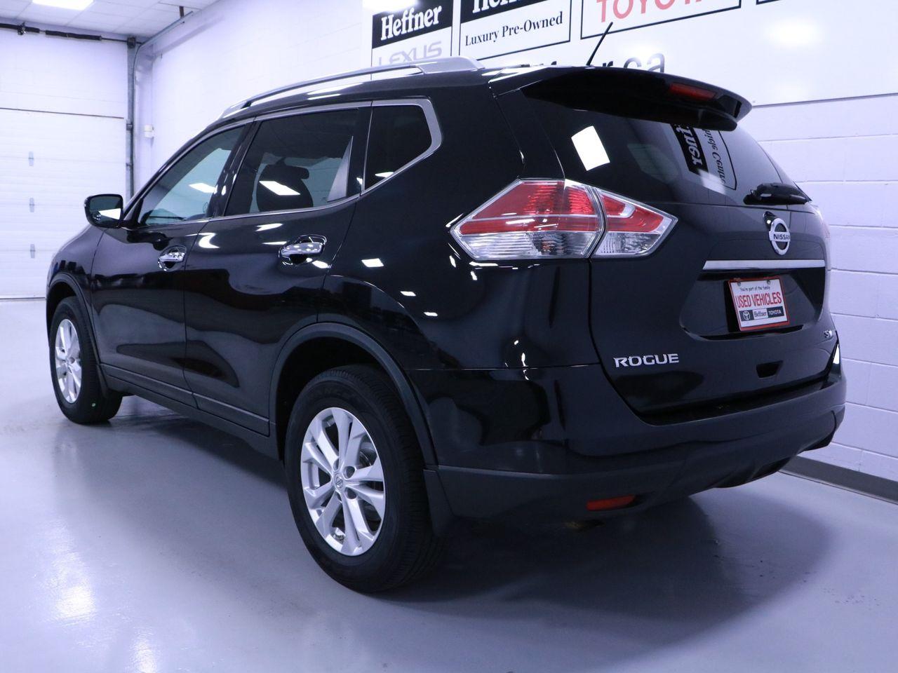 2016 Nissan Rogue SV-4