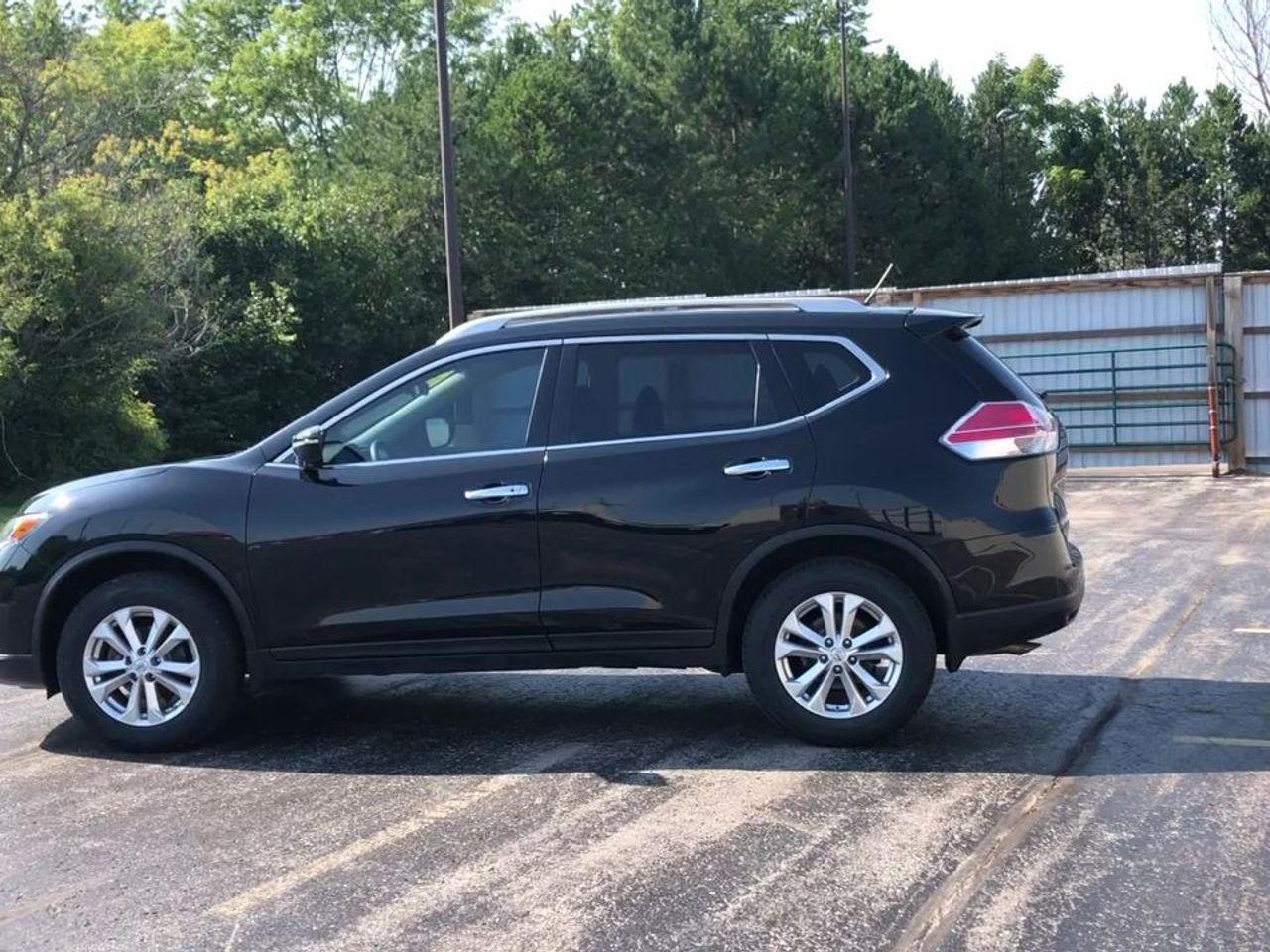 2016 Nissan Rogue SV-4
