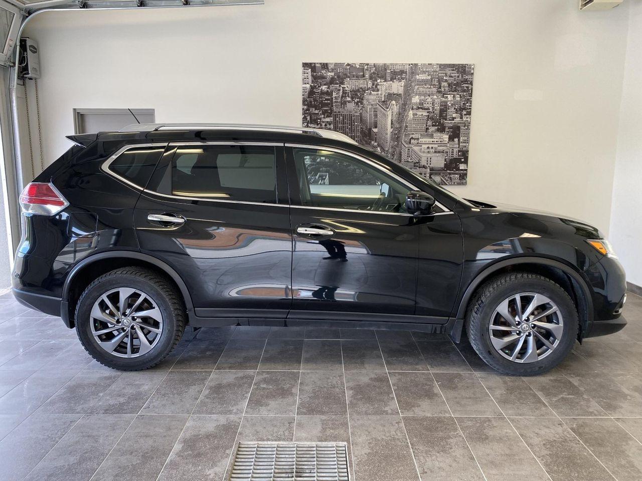 2016 Nissan Rogue SV-2