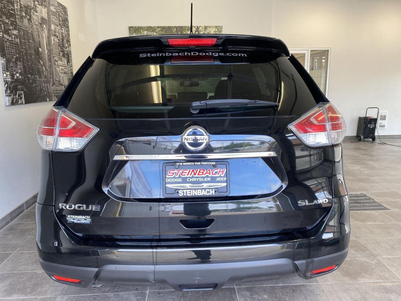 2016 Nissan Rogue SV-3