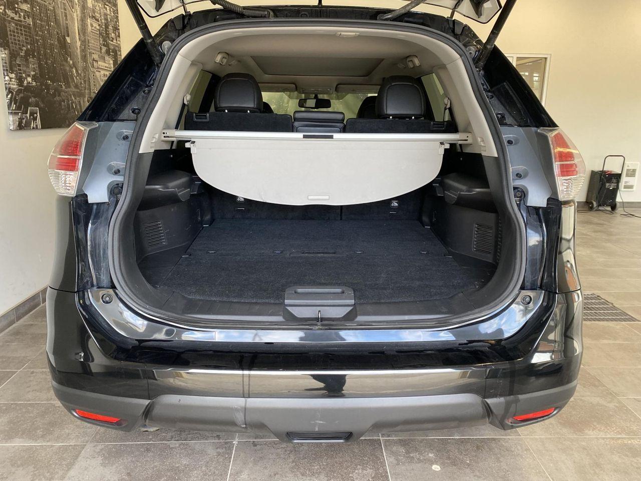 2016 Nissan Rogue SV-4