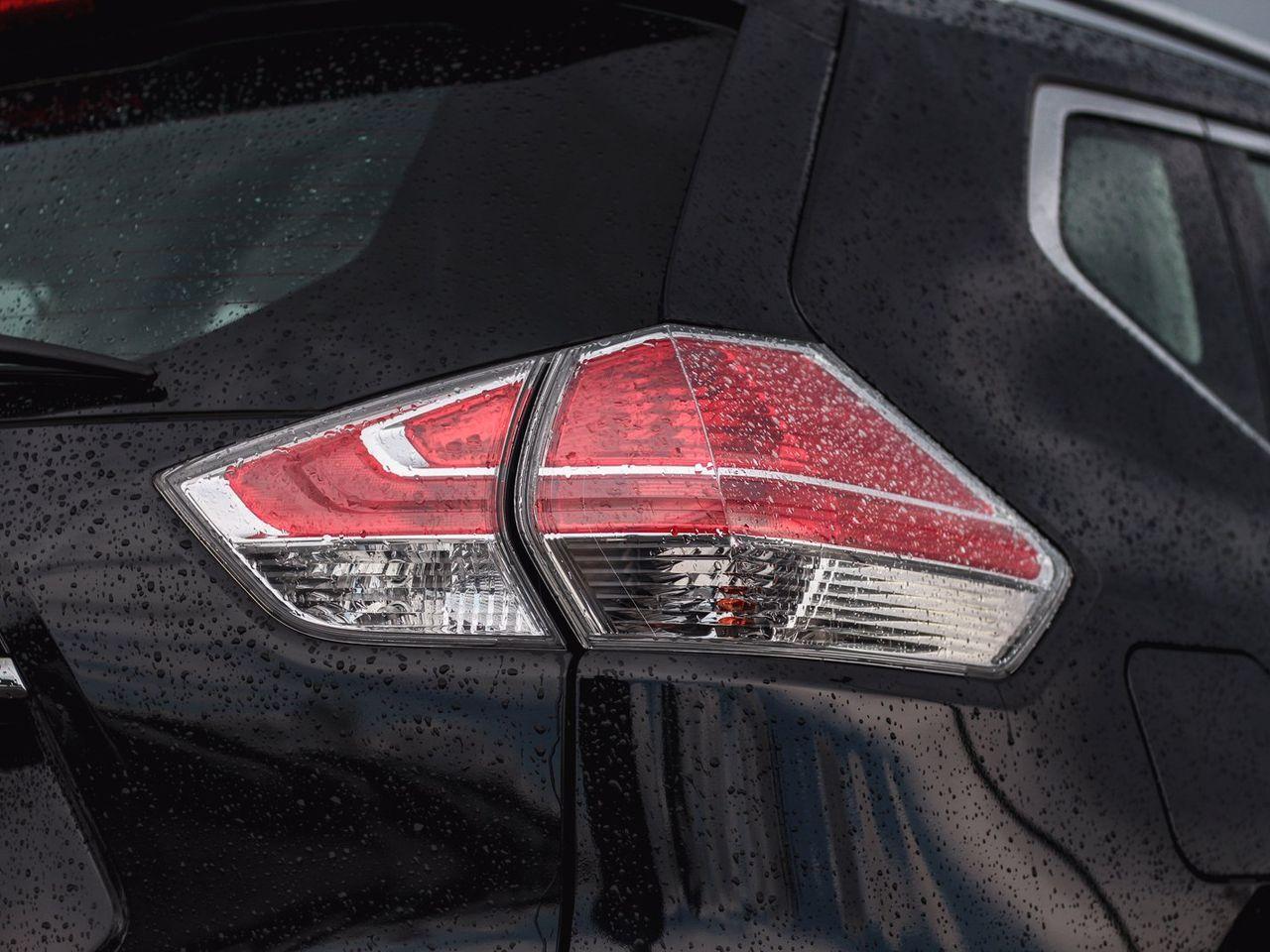 2016 Nissan Rogue SV-3