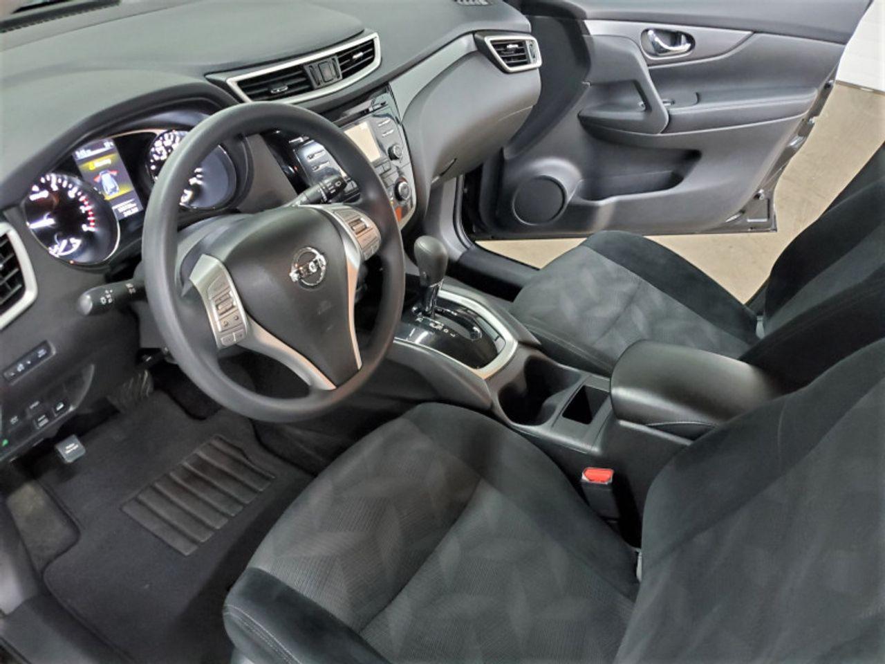 2016 Nissan Rogue SV-4