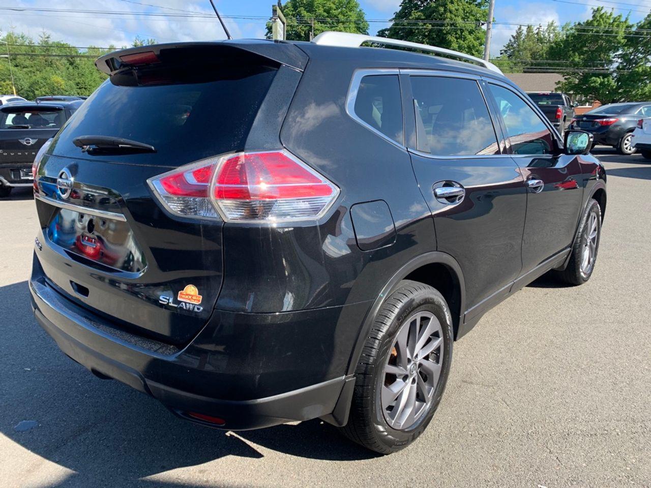 2016 Nissan Rogue SV-4