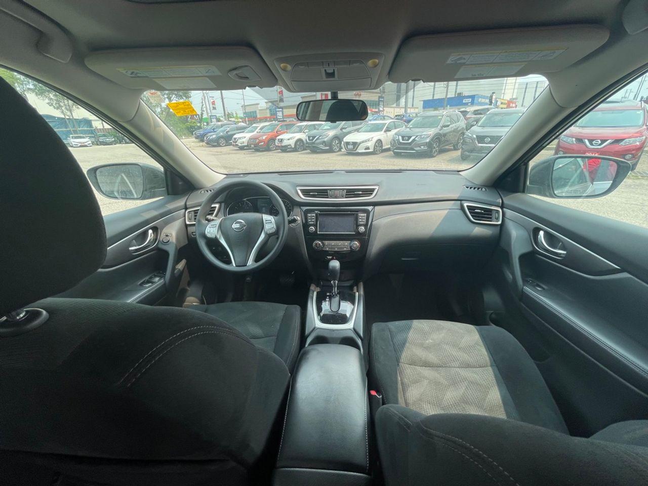 2016 Nissan Rogue SV-4