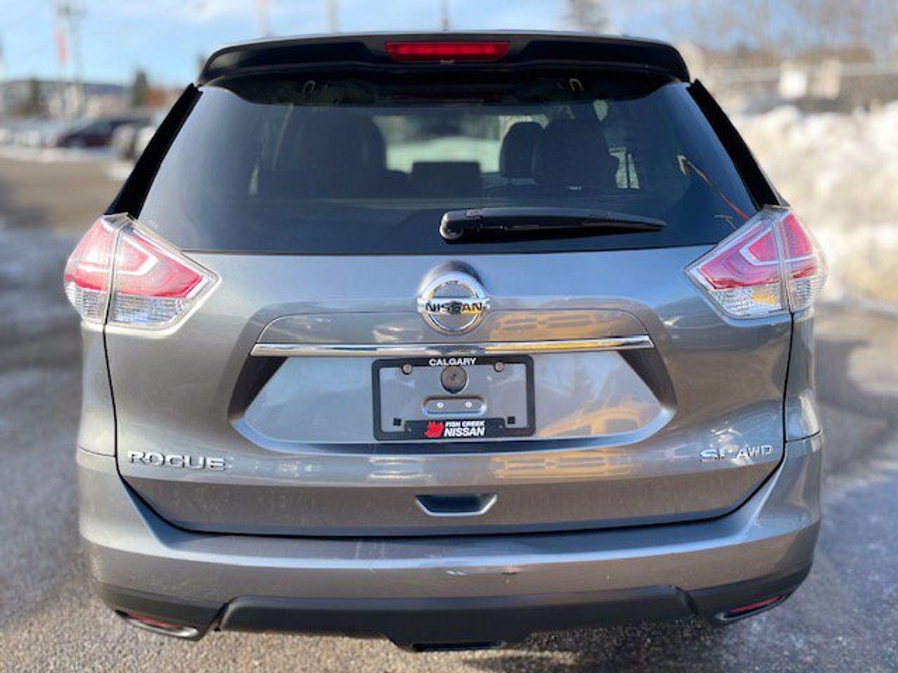 2016 Nissan Rogue SV-4