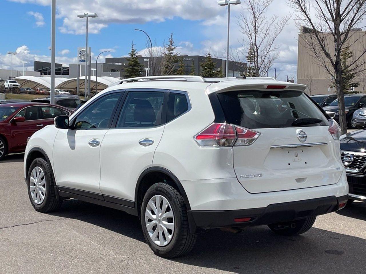 2016 Nissan Rogue SV-4
