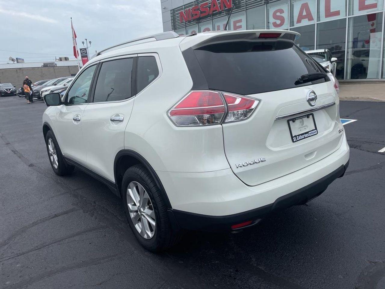 2016 Nissan Rogue SV-2