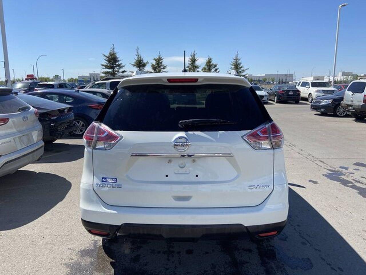 2016 Nissan Rogue SV-4