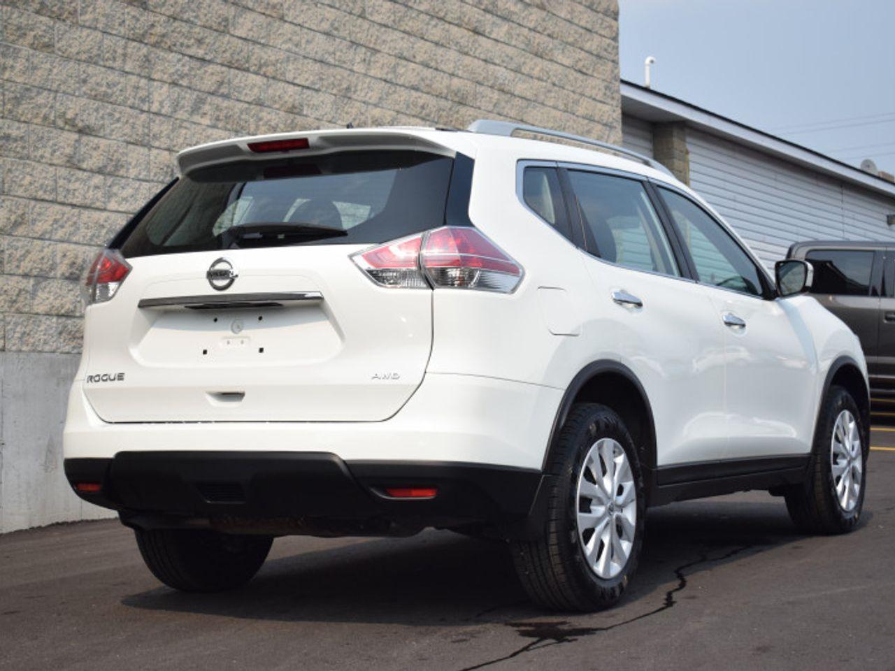 2016 Nissan Rogue SV-4