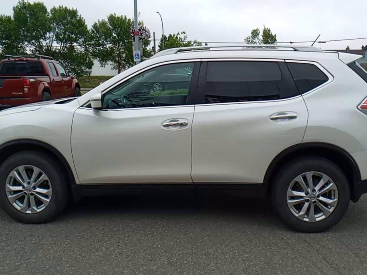 2016 Nissan Rogue SV-4