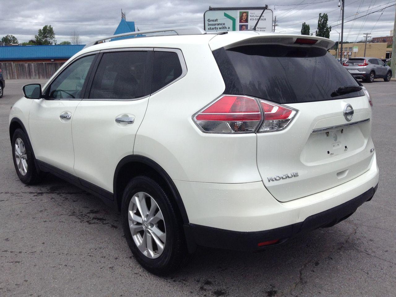 2016 Nissan Rogue SV-4