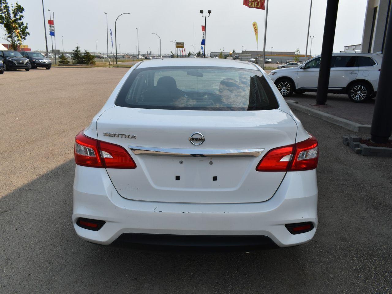 2016 Nissan Sentra S-2