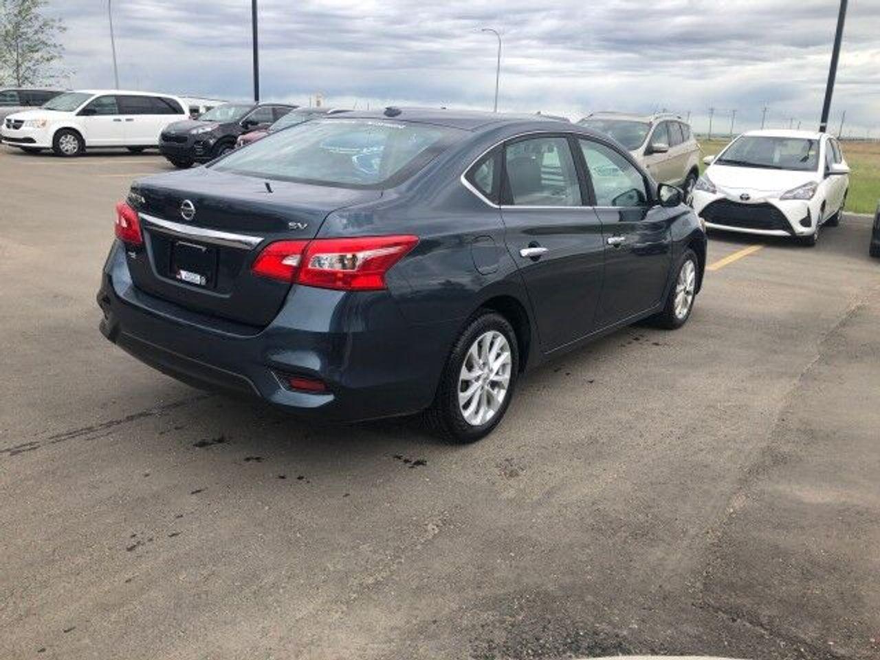 2016 Nissan Sentra S-4