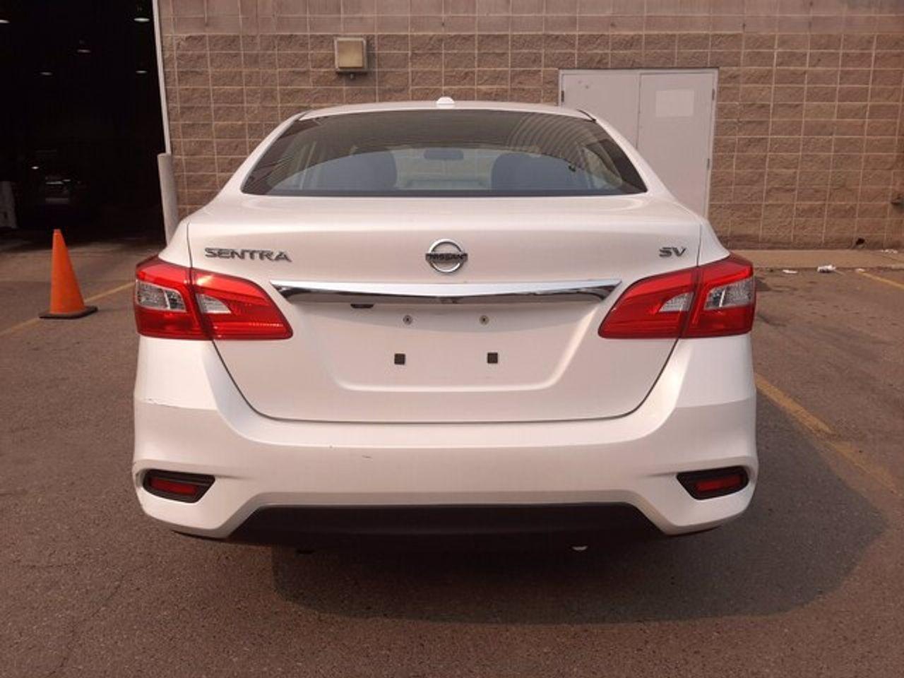 2016 Nissan Sentra S-3