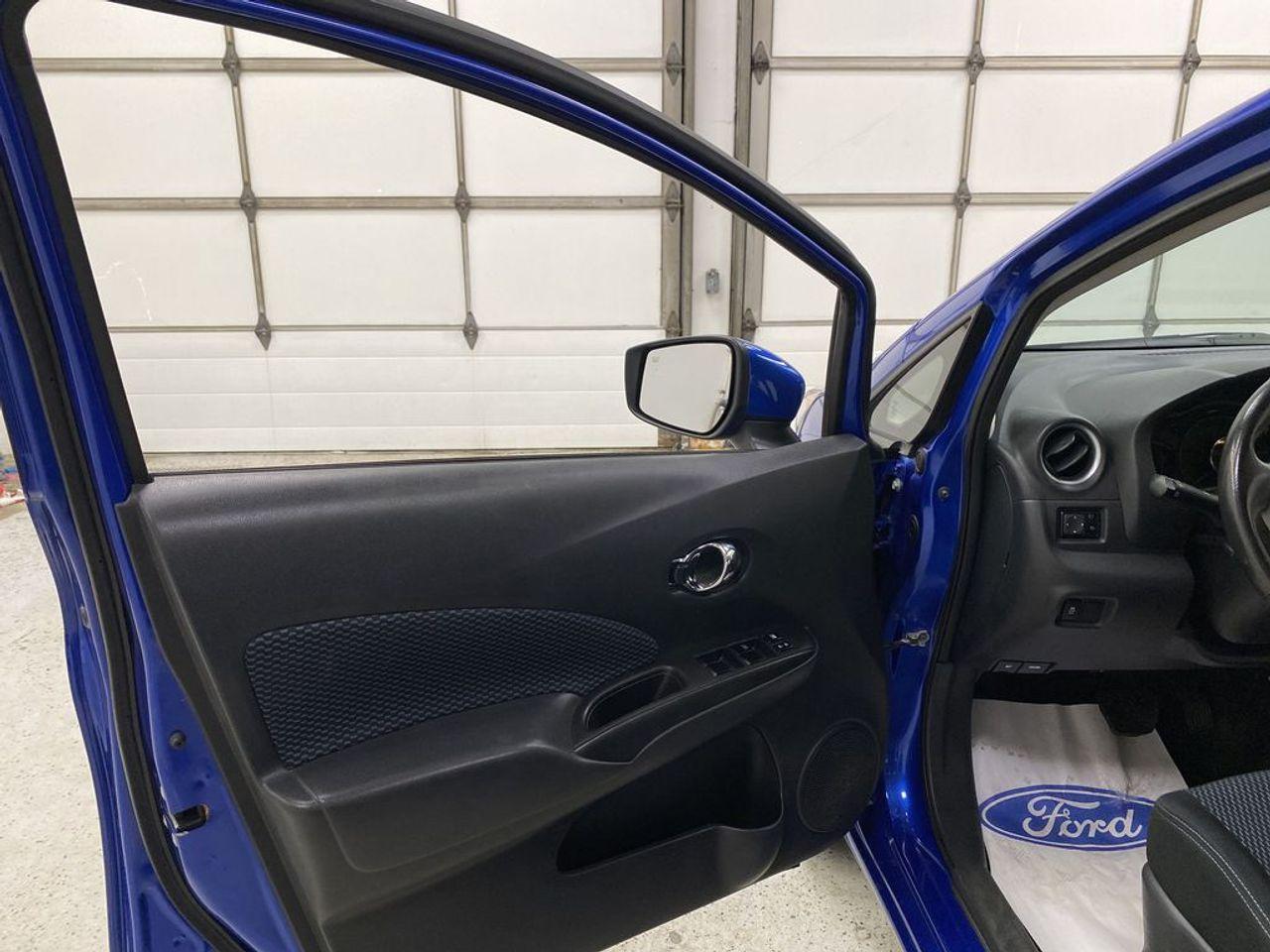 2016 Nissan Versa Note 1.6 S-3