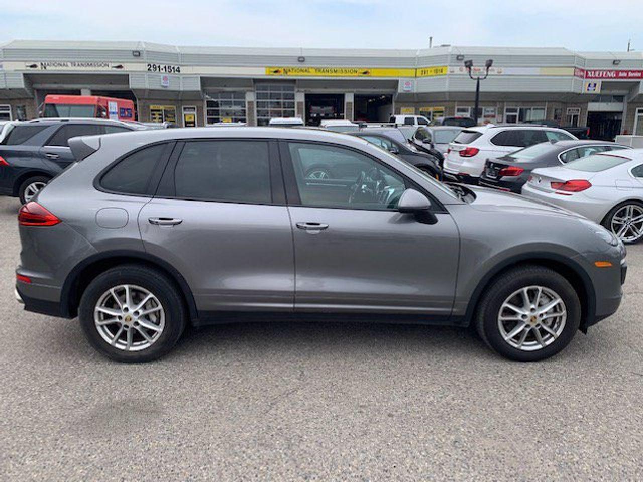 2016 Porsche Cayenne Base-3