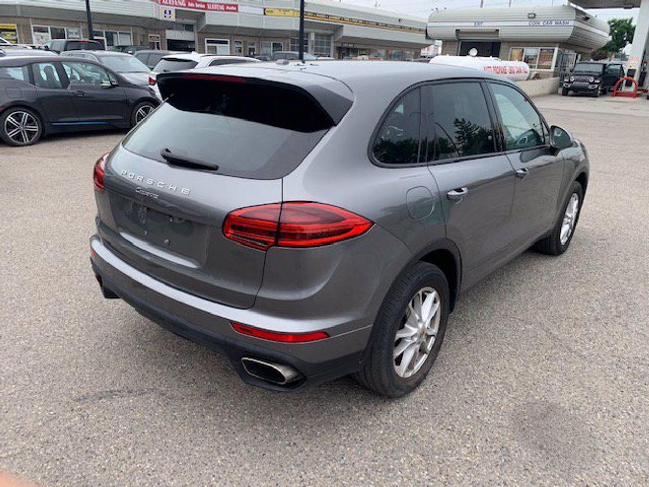 2016 Porsche Cayenne Base-4
